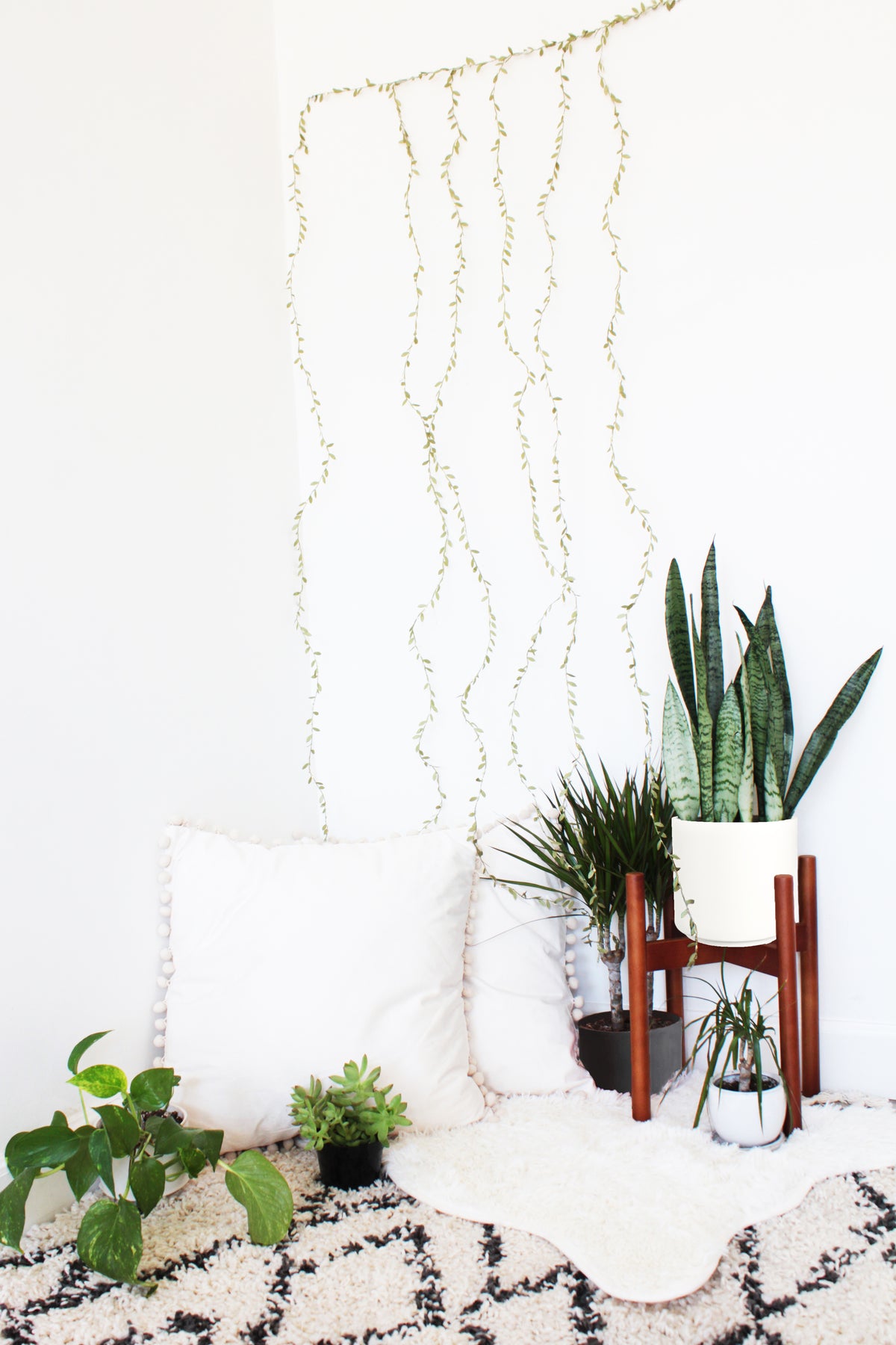 Green Leaf Vine Fairy Light Curtain 96 LED