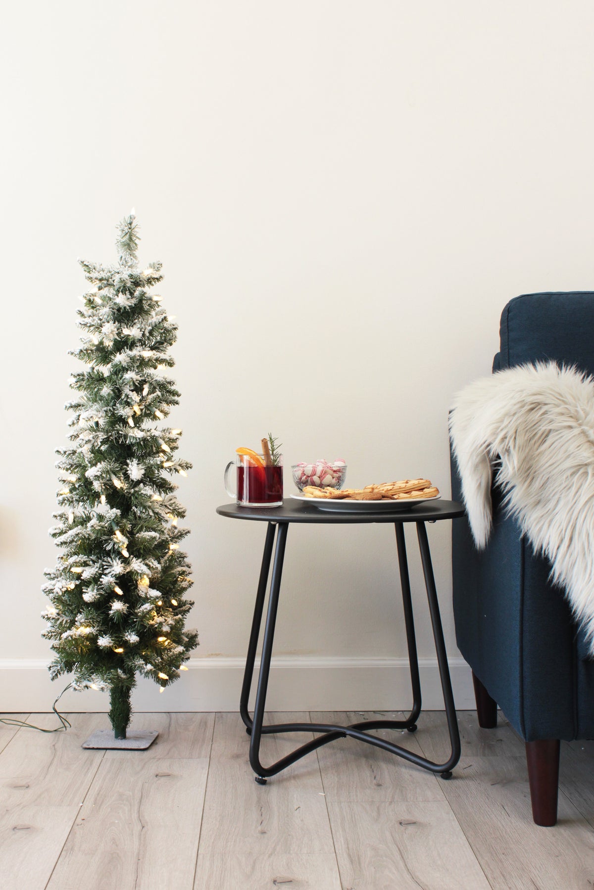 3.5' Prelit Flocked Pencil Tree