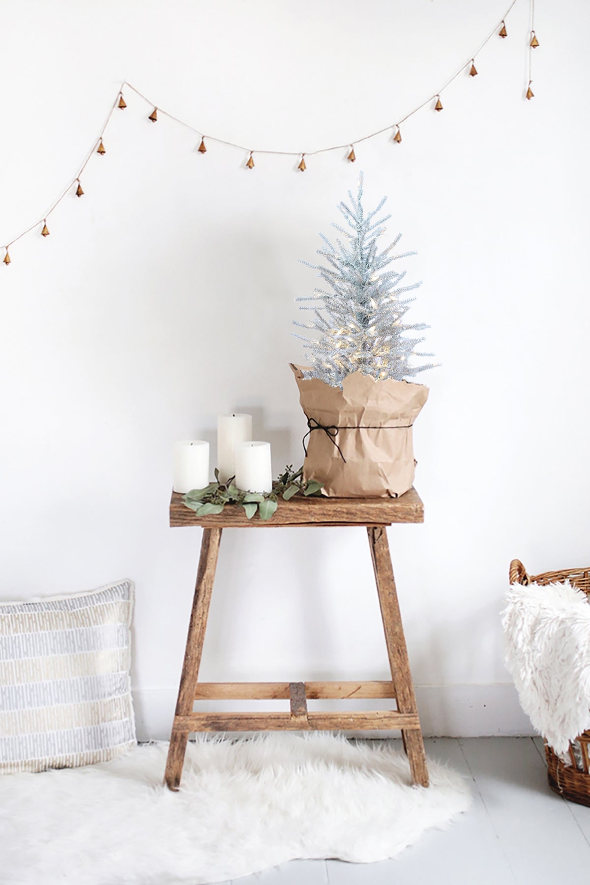 2' Pre-Lit Burlap Base Tinsel Tree