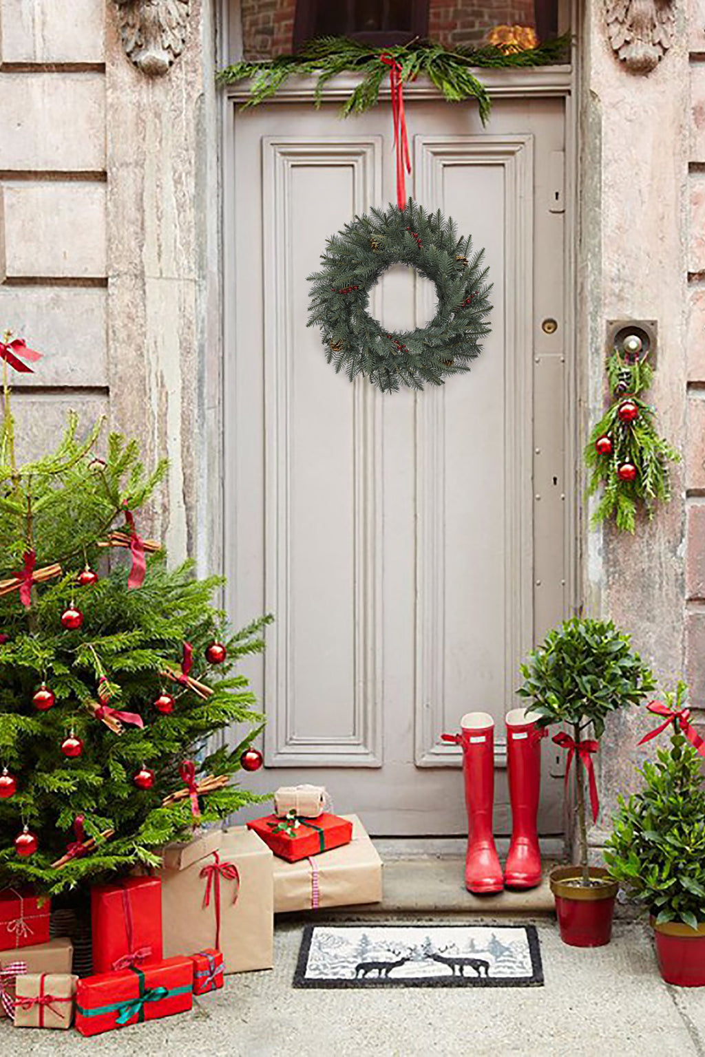 Perfect Holiday Home Decor  24" Carolina Spruce Wreath with Pine Cones & Red Berry Clusters