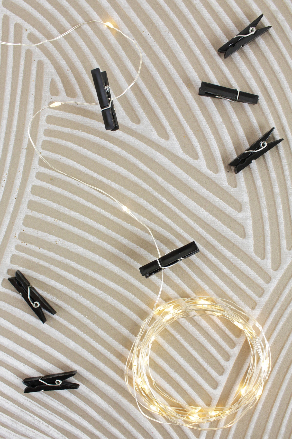 Home Decor 36 LED Matte Black Photo Clip String Light- Battery Operated