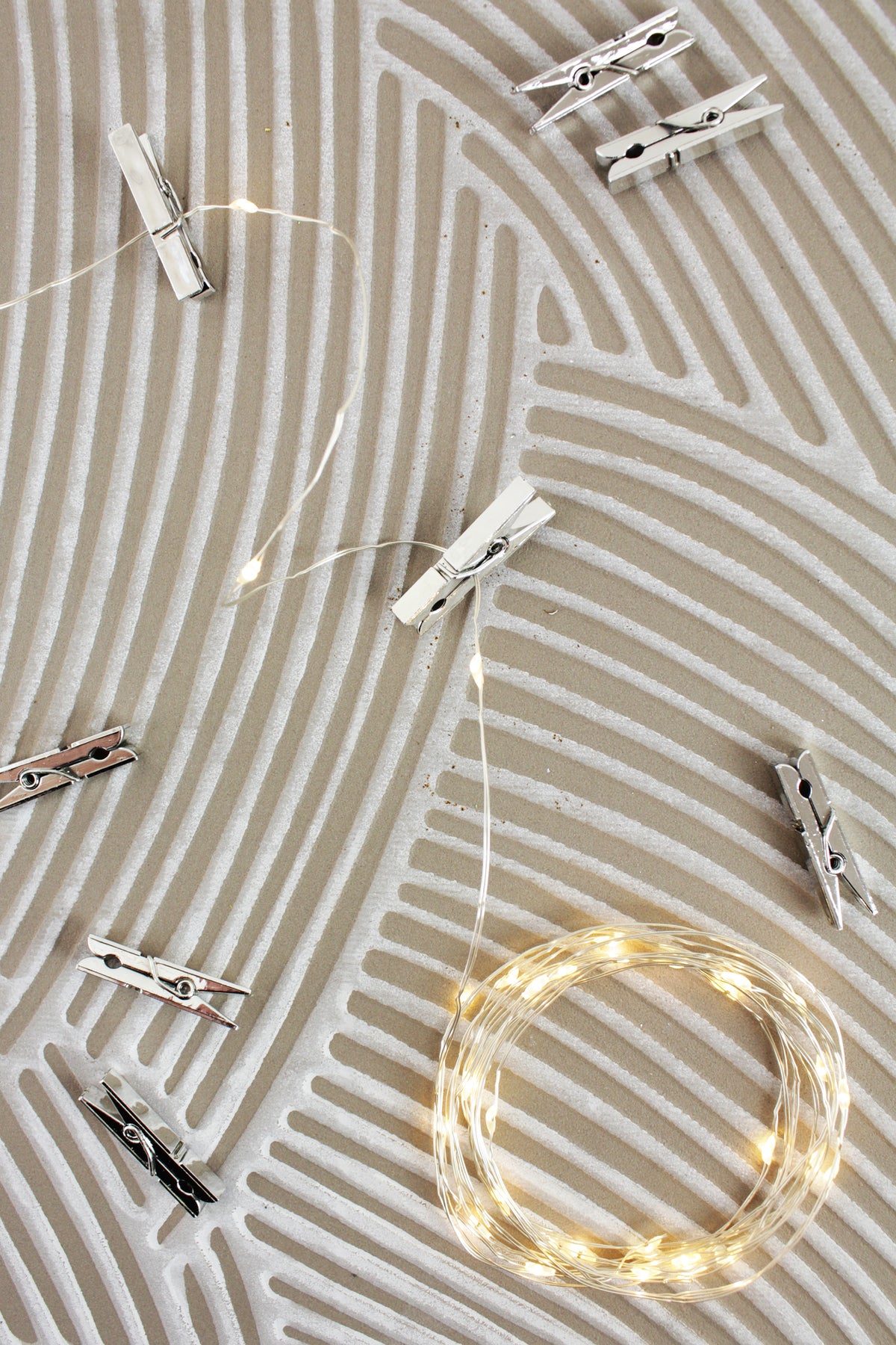Home Decor 36 LED Silver Photo Clip String Light- Battery Operated